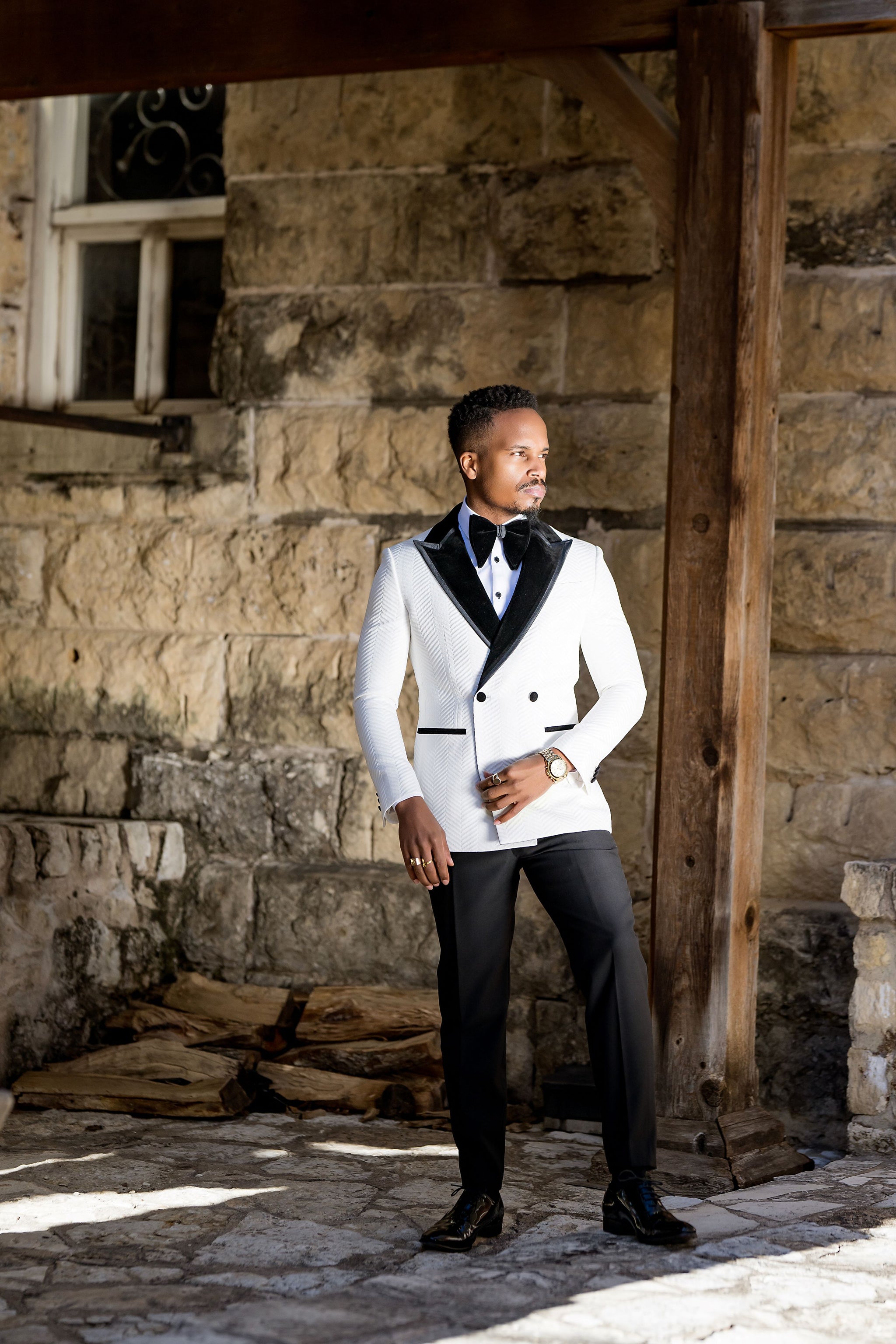 The Majestic Blanc - Custom Tailored White Herringbone Peak Lapel