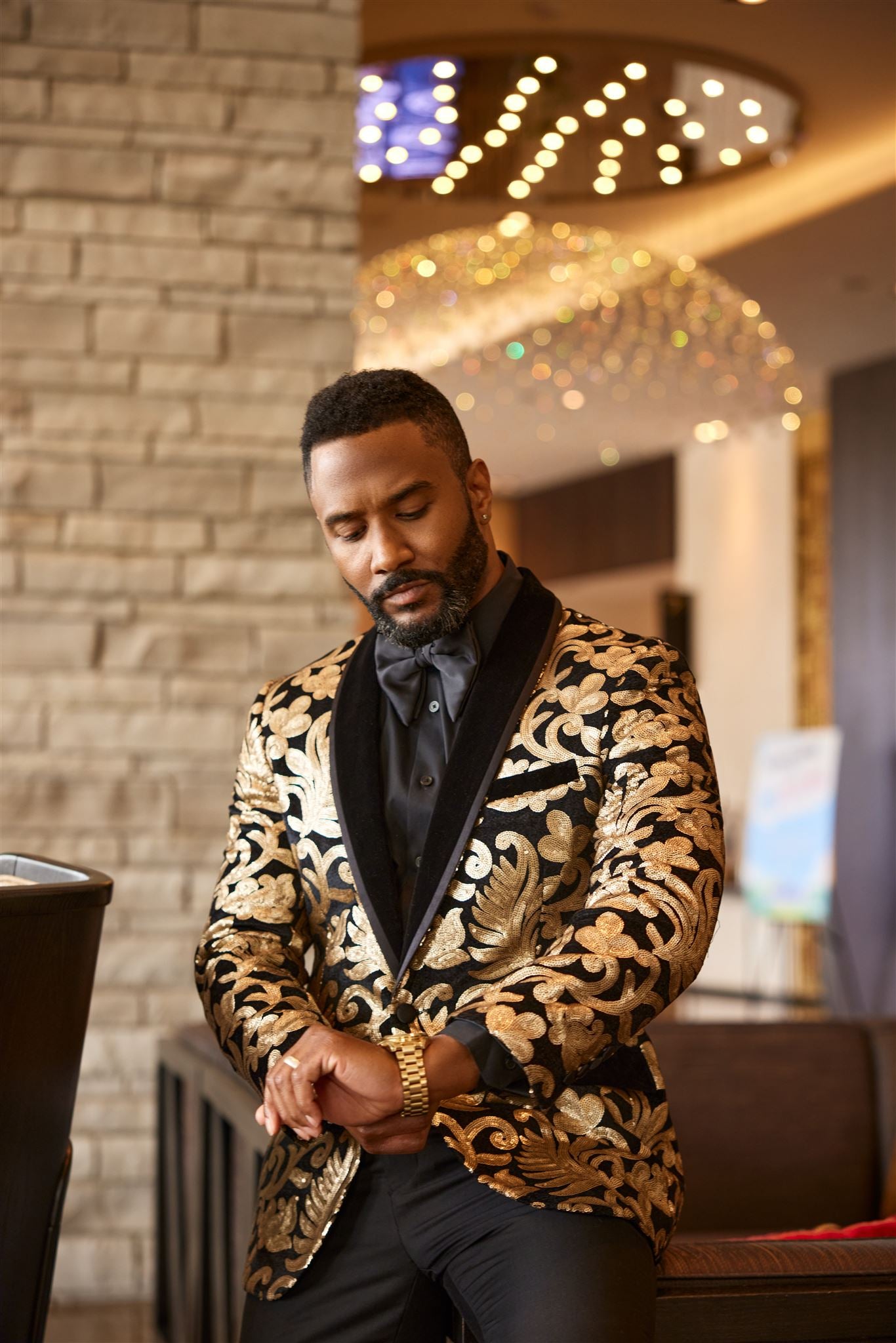 Gold Sequin/Velvet - Dinner Jacket 46 Gold Sequin/Velvet - Dinner Jacket 46